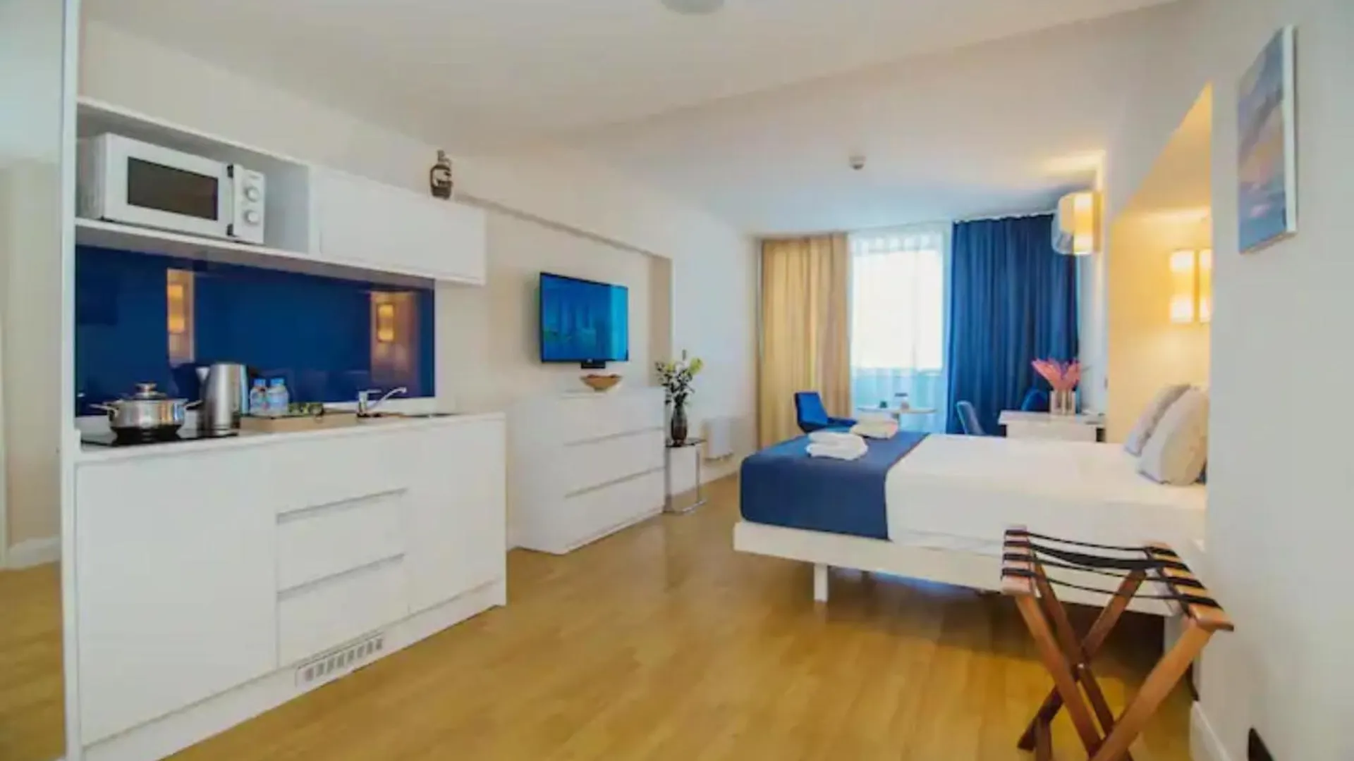 Orbi City-Panorama View In Batumi Apartment